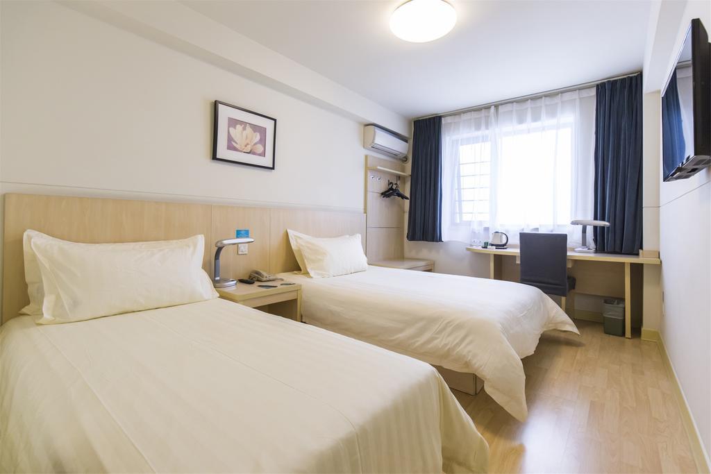 Jinjiang Inn - Shanghai Yixian Road Экстерьер фото