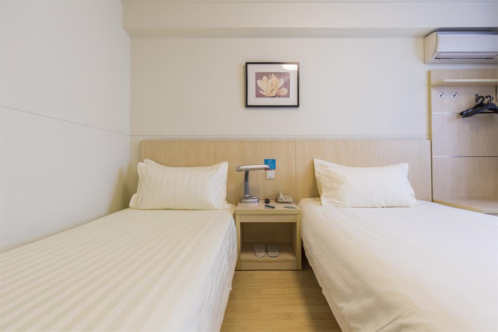Jinjiang Inn - Shanghai Yixian Road Экстерьер фото