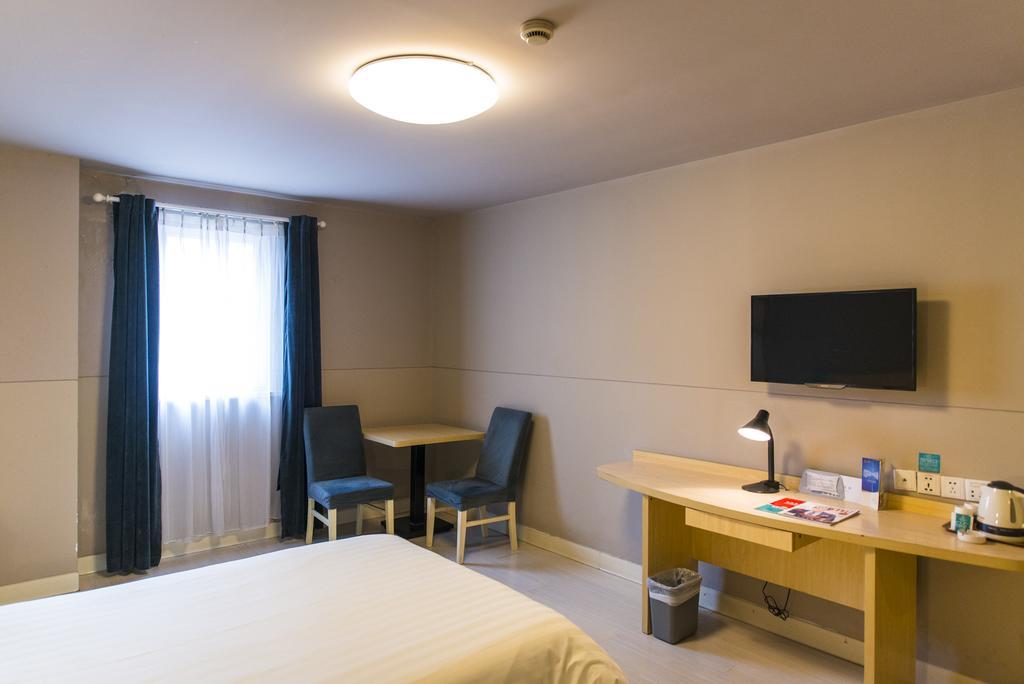 Jinjiang Inn - Shanghai Yixian Road Экстерьер фото